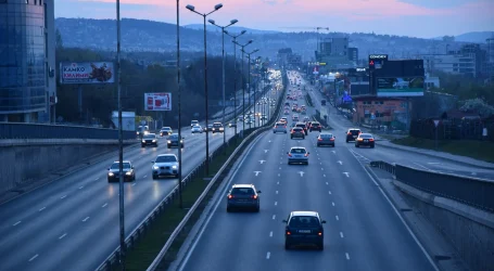 Przepisy ruchu drogowego w Czechach: Co warto wiedzieć?